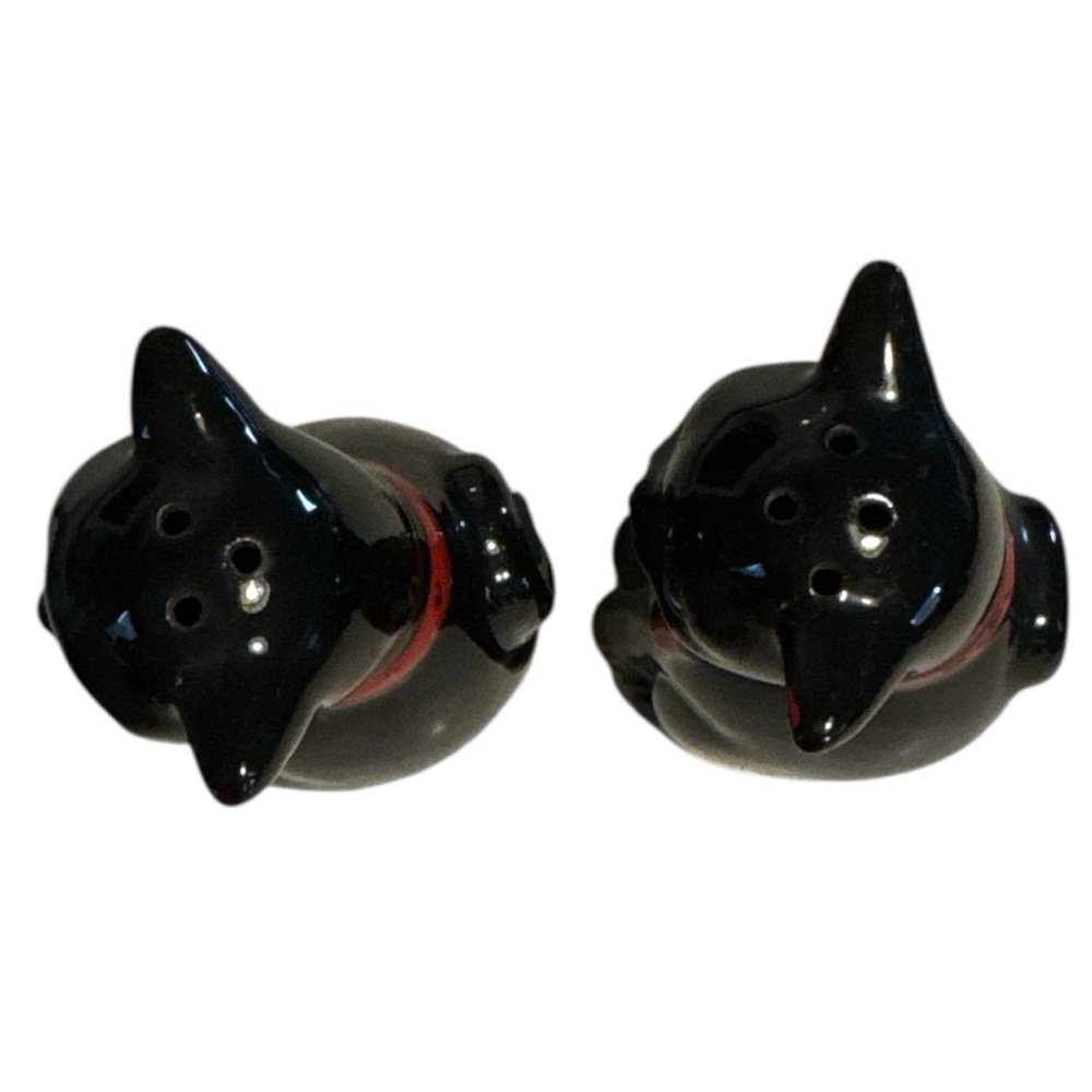 Vintage Lefton Ceramic Cat Salt & Pepper Shakers made in Japan - Picture 3 of 8